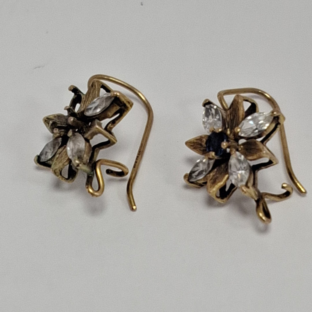 ARETES PAR ORO 10 K 2.6 GRMS (SEMINUEVO)
