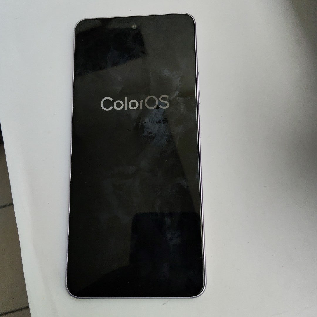 CELULAR OPPO A5 PRO 5G CPH2695 (2025) 256 GB 8 GB RAM (SEMINUEVO)