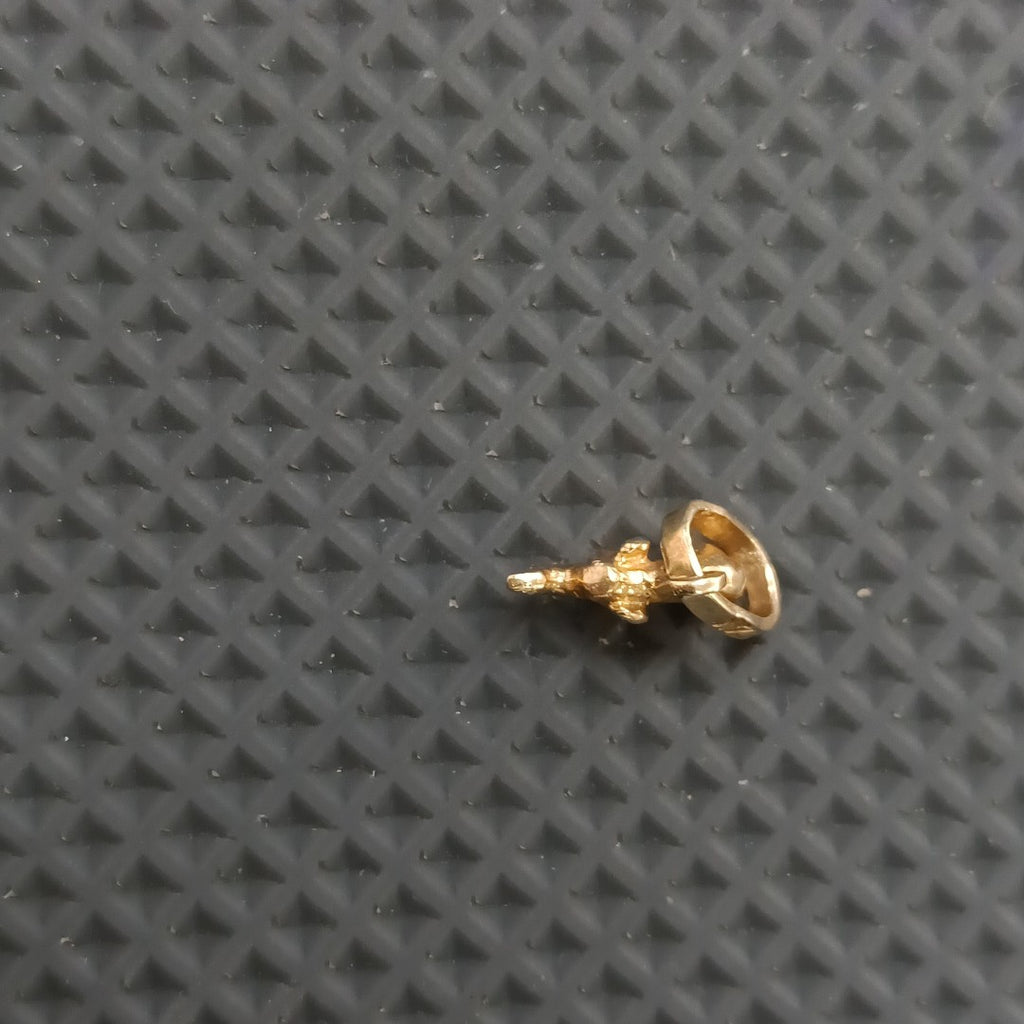 DIJE ORO 14 K 0,80 GRMS (SEMINUEVO)