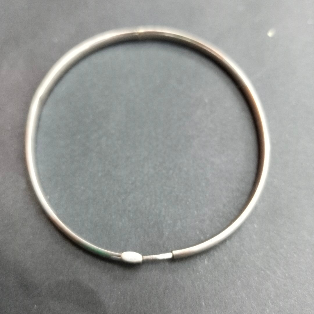 PULSERA RIGIDA ORO BLANCO 14 K 3,80 GRMS (SEMINUEVO)