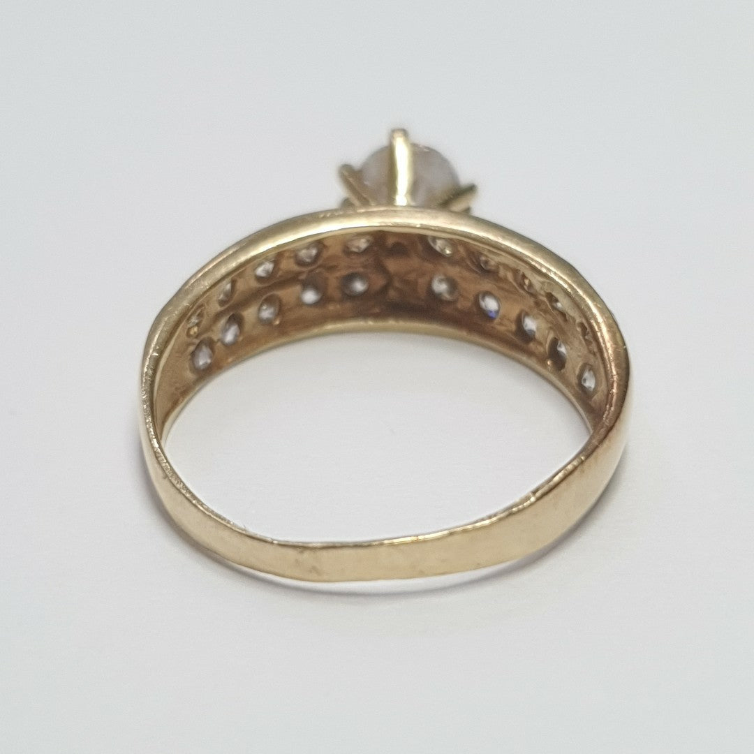 ANILLO,SOLITARIO ORO 10 K 2,60 GRMS (SEMINUEVO)