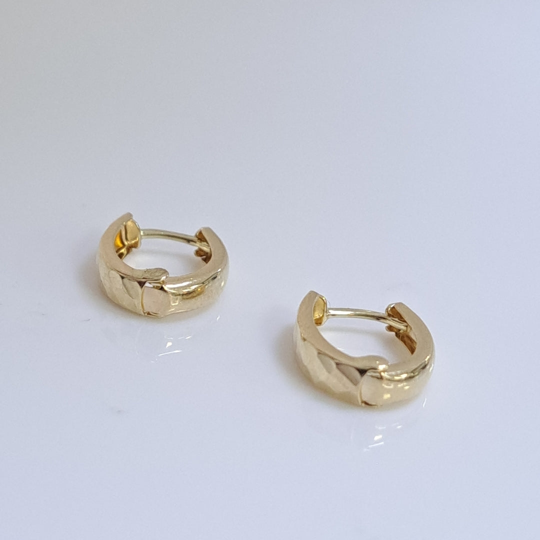 HUGGIES ORO 14K 1.1 (NUEVO)