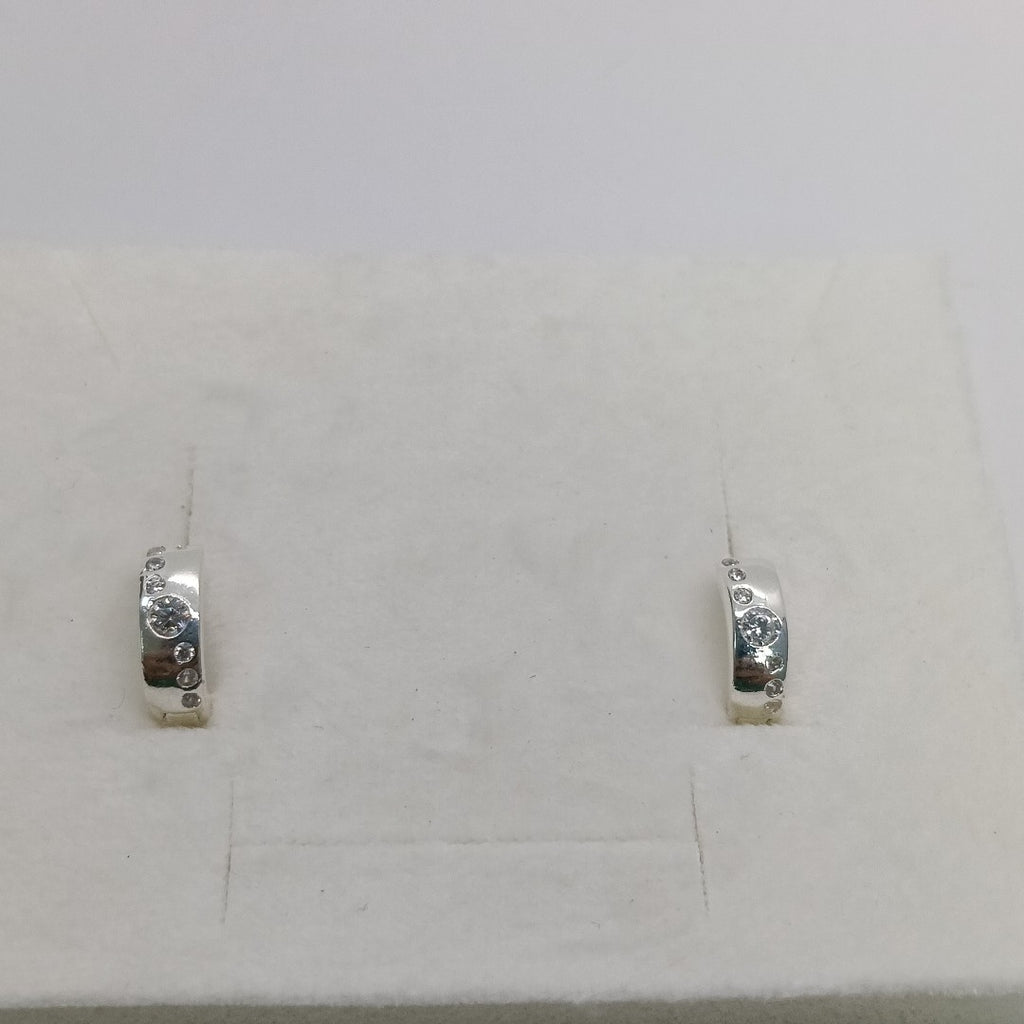 ARRACADAS C/CIRCONIAS PLATA .925 2.4 GR (NUEVO)