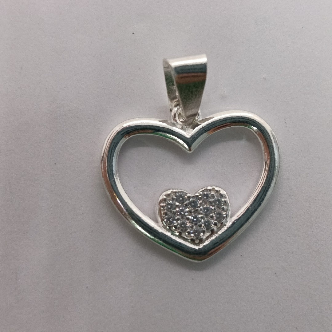 DIJE CORAZON C/CIRCONIAS PLATA .925 2.6 GR (NUEVO)