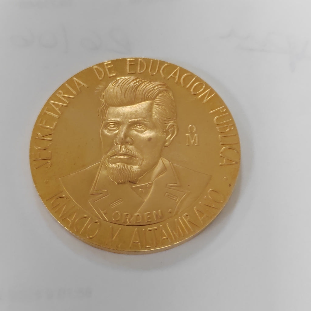MEDALLA PERSONAL,MEDALLA RELIGIOSA ORO 21 K 42,00 GRMS (SEMINUEVO)