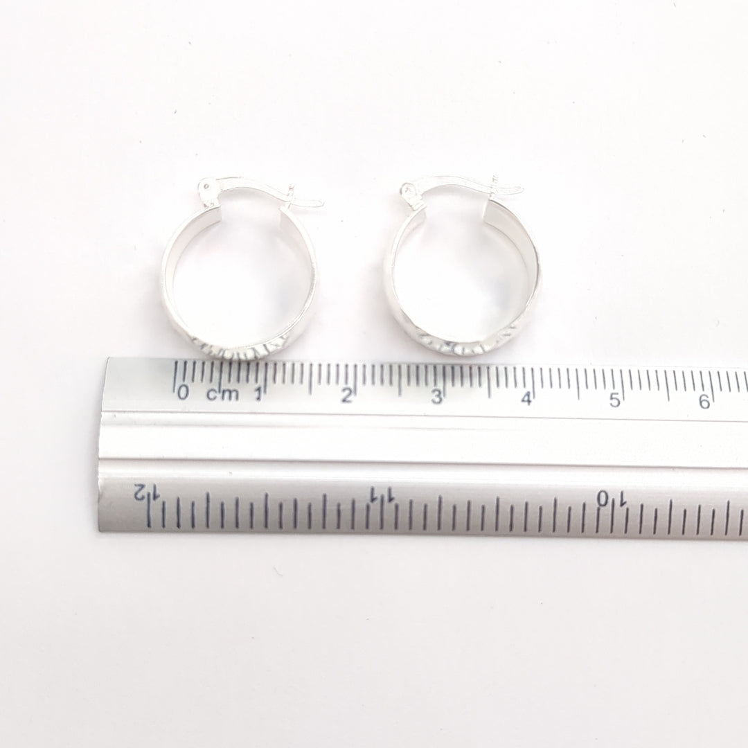 ARETES ARRACADAS FACETADAS PLATA .925 2.8 GR (NUEVO)