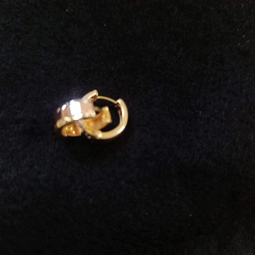 HUGGIES ORO 14K 1.6 (NUEVO)