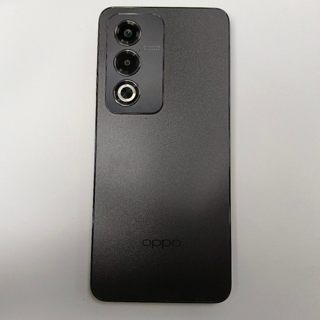 CELULAR OPPO A80 5G CPH2639 (2024) 256 GB 8 GB RAM (SEMINUEVO)
