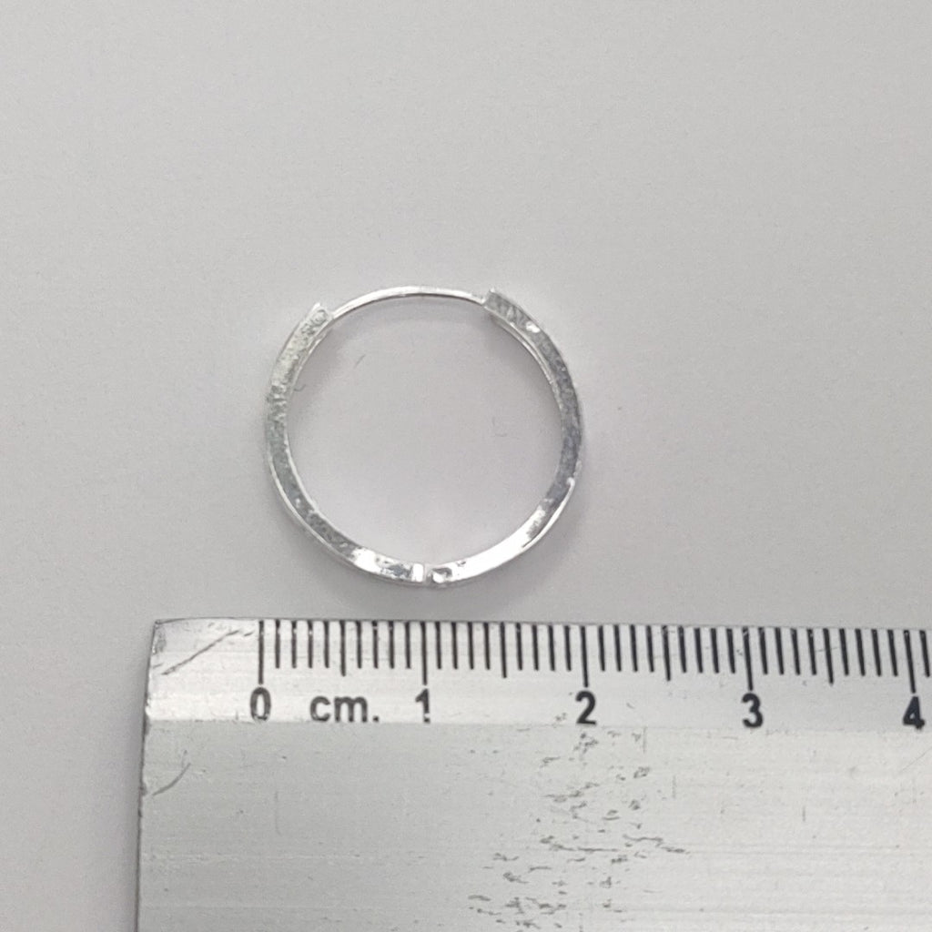 ARETES ARRACADAS FIG TORNILLOS PLATA .925 2.83 GR (NUEVO)