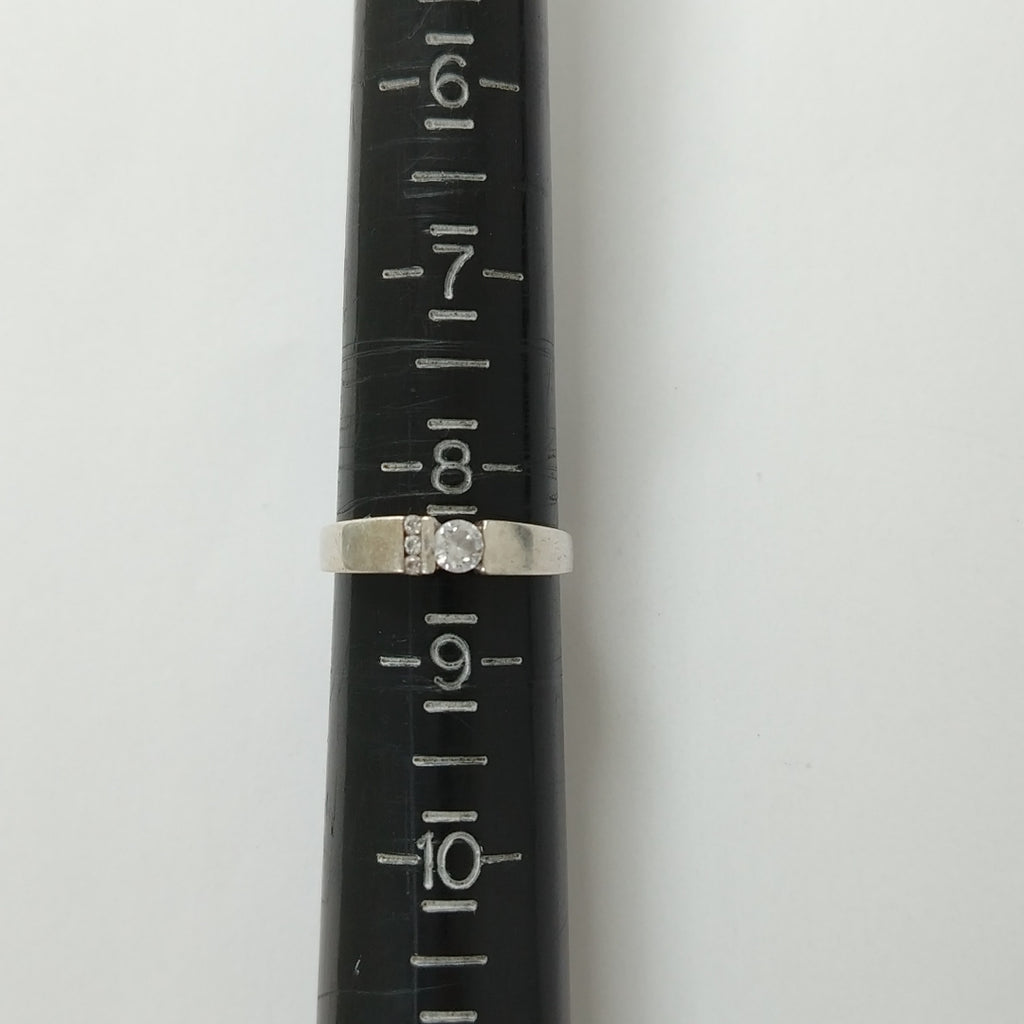 ANILLITO PLATA 2.6 GRMS (SEMINUEVO)