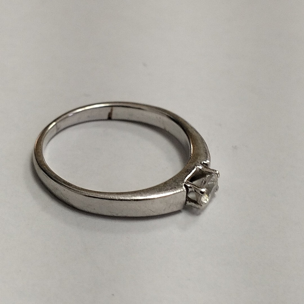 SOLITARIO ORO BLANCO 14 K 2.7 GRMS (SEMINUEVO)