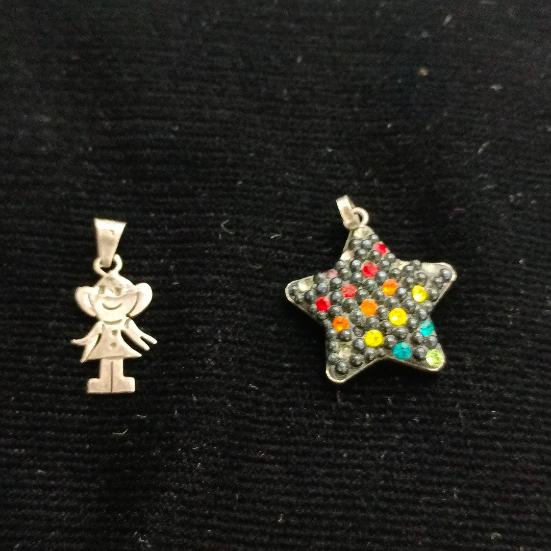 BROQUELES PAR, DIJE PLATA 3 GRMS (SEMINUEVO)