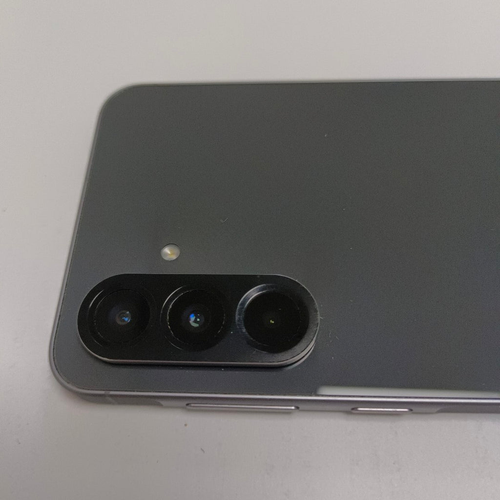 CELULAR SAMSUNG GALAXY A56 SM-A566E (2025) 256 GB 8 GB RAM (SEMINUEVO)