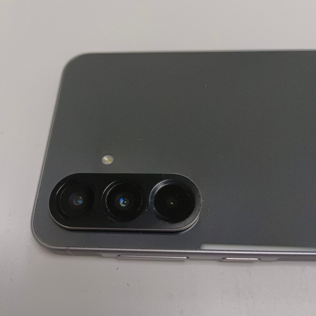 CELULAR SAMSUNG GALAXY A56 SM-A566E (2025) 256 GB 8 GB RAM (SEMINUEVO)