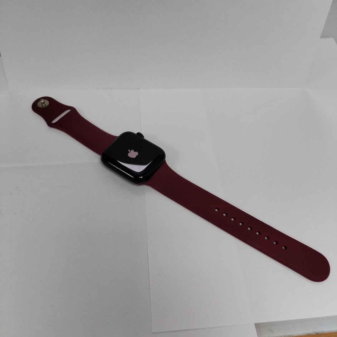 SMARTWATCH APPLE SERIES 8 ALUMINIO A2774 45 MM GPS + CELULAR (SEMINUEVO)