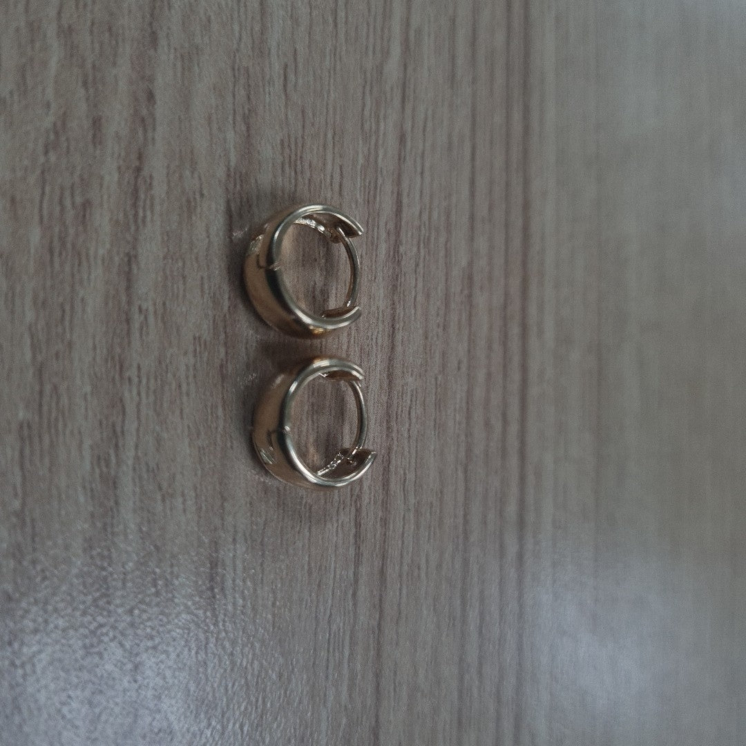 HUGGIES ORO 14K 1.7 (NUEVO)