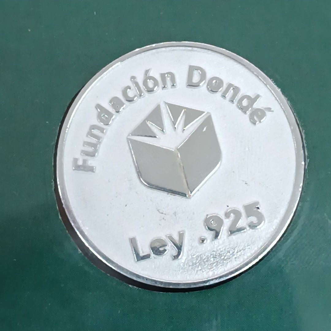 MEDALLA CONMEMORATIVA FRD FÚTBOL MOTIVO QUETZALCÓATL PLATA .925 11.9 GR (NUEVO)