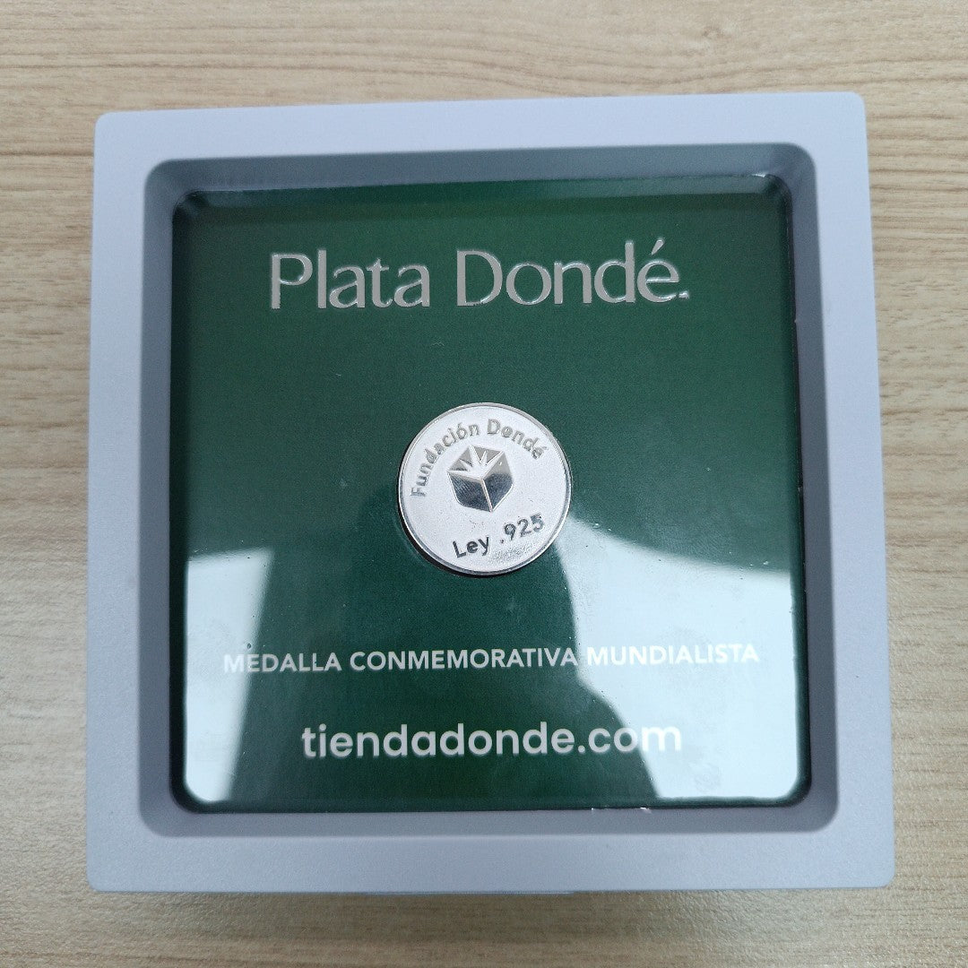 MEDALLA CONMEMORATIVA FRD FÚTBOL MOTIVO QUETZALCÓATL PLATA .925 11.9 GR (NUEVO)