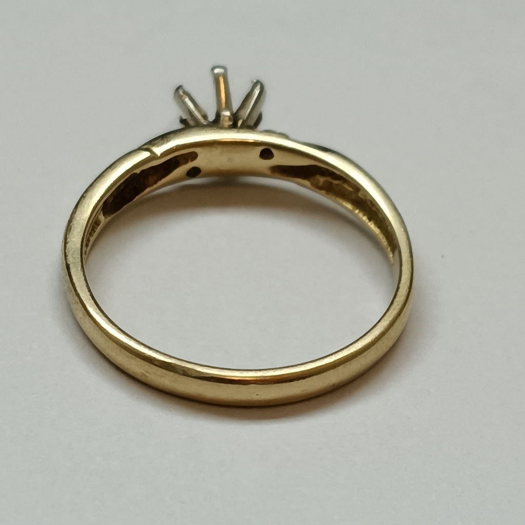 SOLITARIO ORO 14 K 2.5 GRMS (SEMINUEVO)