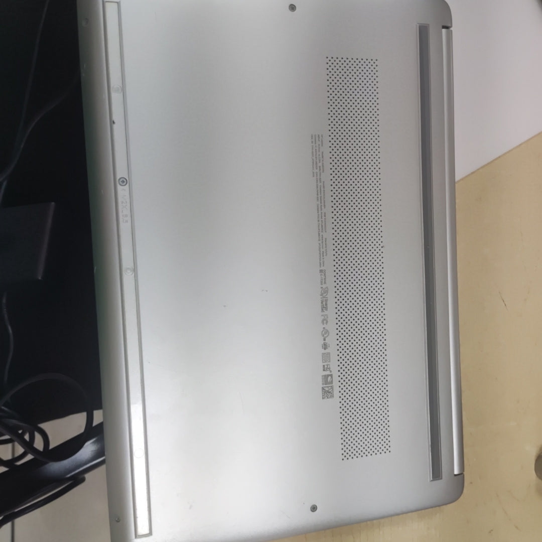 LAPTOP HP 14-DQ5015LA (2023) 512 GB SSD 8 GB RAM (SEMINUEVO)