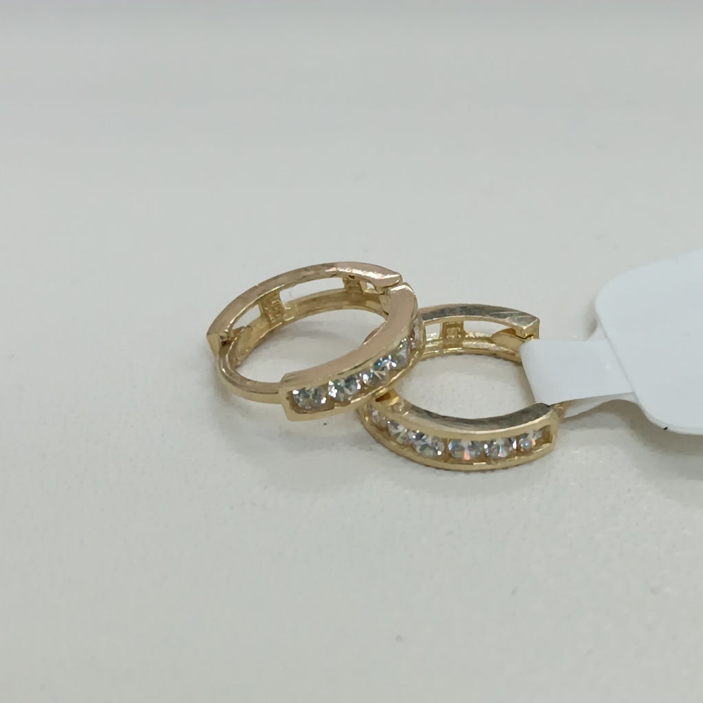 ARETES ARRACADAS C/CIRCONIAS ORO 10K 0.8 GR (NUEVO)