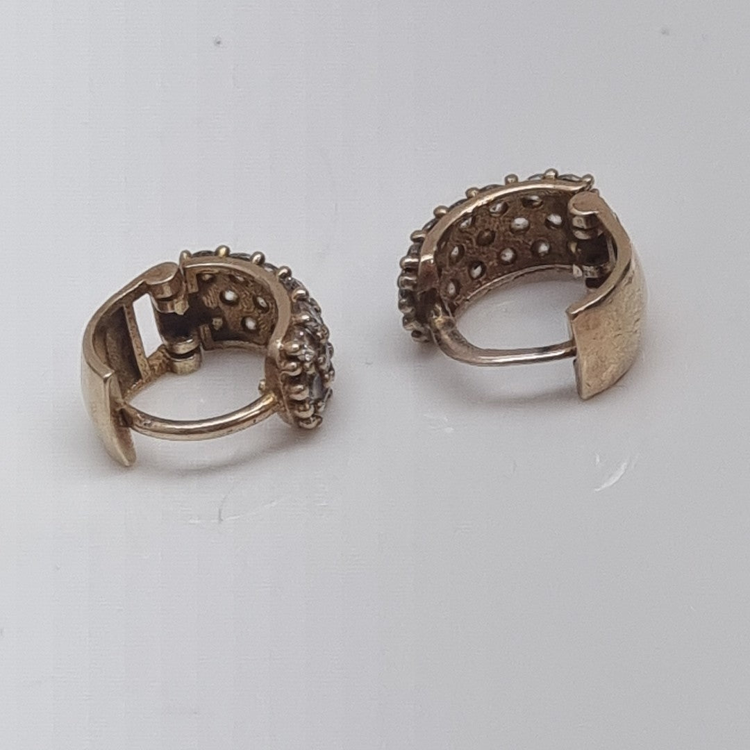 ARRACADAS PAR ORO 10 K 2.2 GRMS (SEMINUEVO)