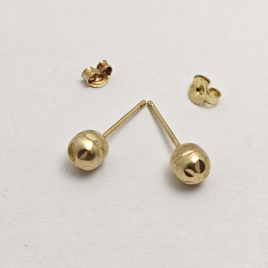 BROQUELES PAR ORO 14 K 0,90 GRMS (SEMINUEVO)