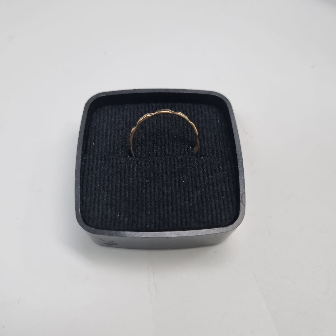 ANILLITO ORO 10 K 0.5 GRMS (SEMINUEVO)