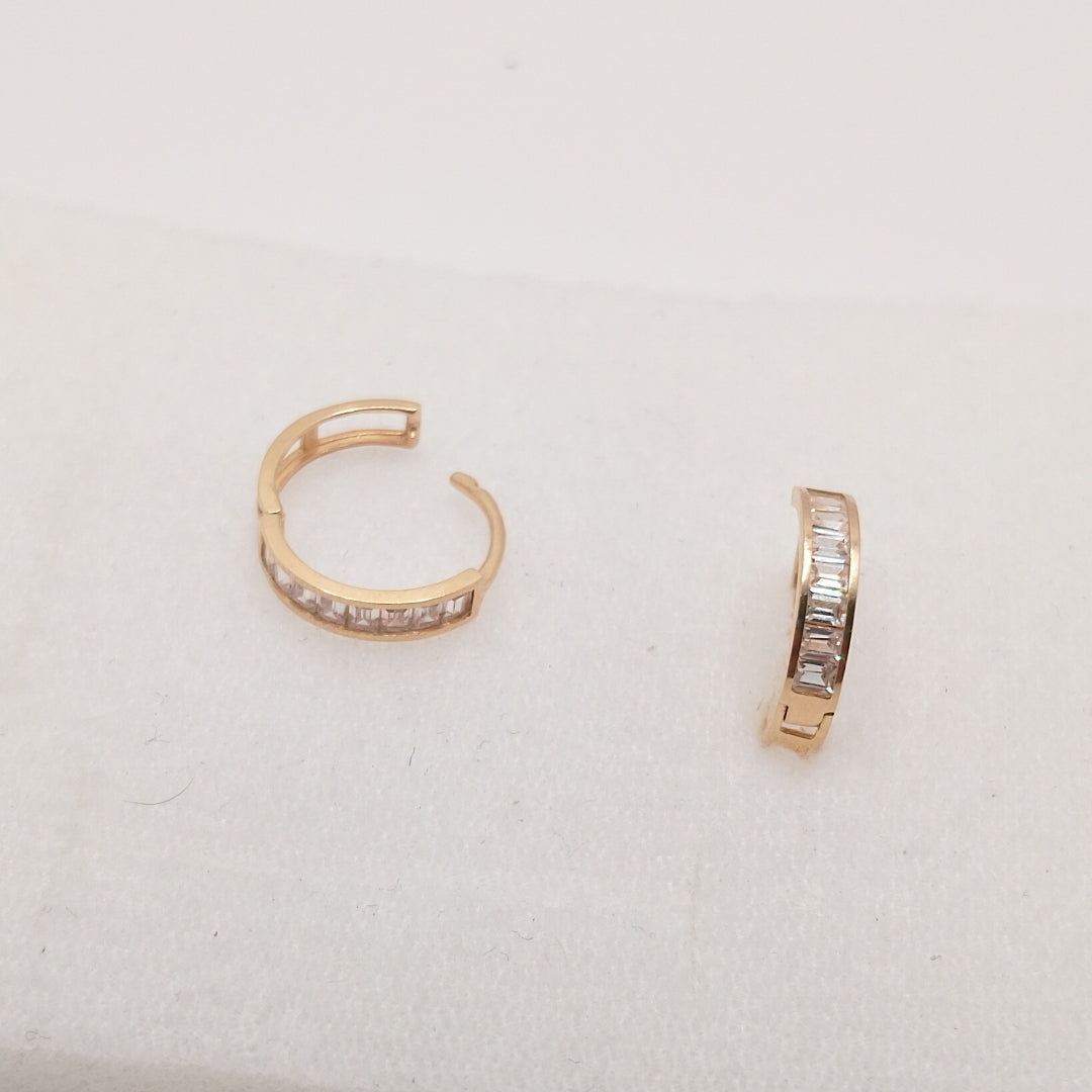 ARRACADAS PAR ORO 14 K 1.1 GRMS (SEMINUEVO)