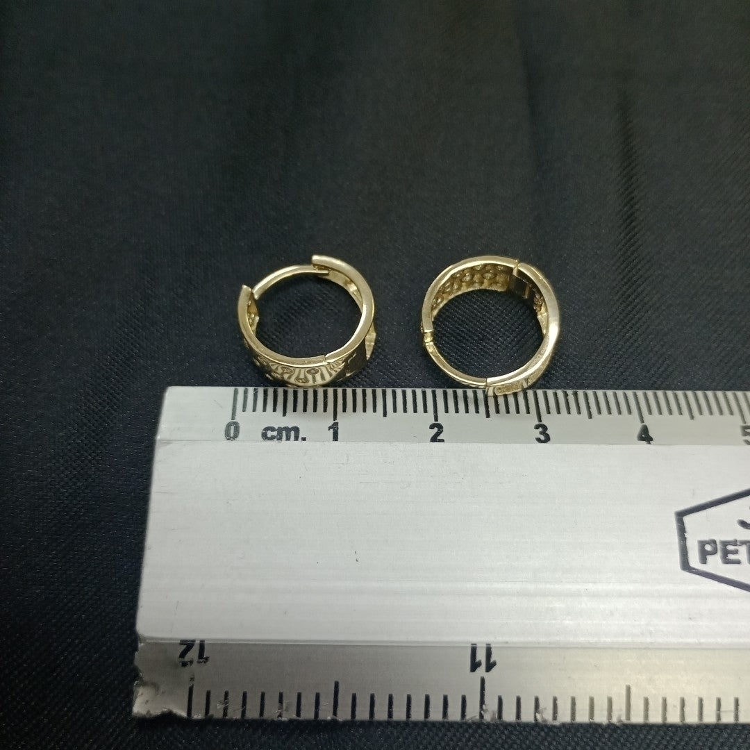 HUGGIES ORO 14K 2.7 (NUEVO)
