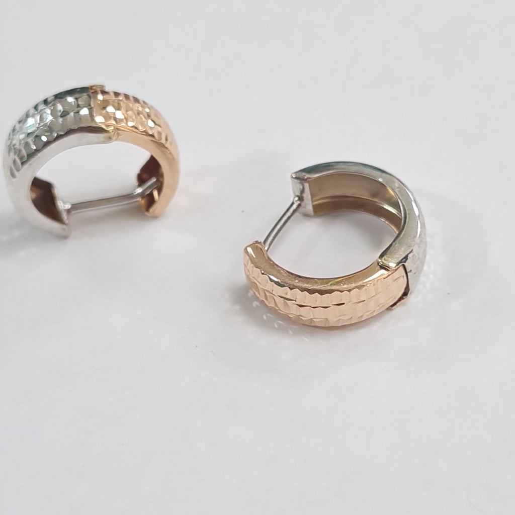 ARRACADAS PAR ORO 14 K 1.2 GRMS (SEMINUEVO)