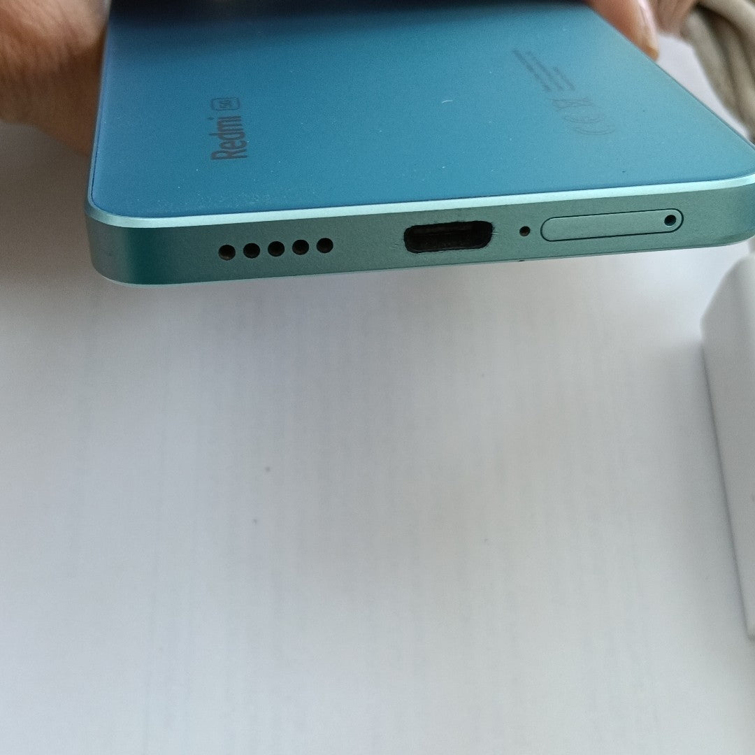 CELULAR XIAOMI REDMI NOTE 13 PRO 2312DRA50G (2023) 512 GB 12 GB RAM (SEMINUEVO)