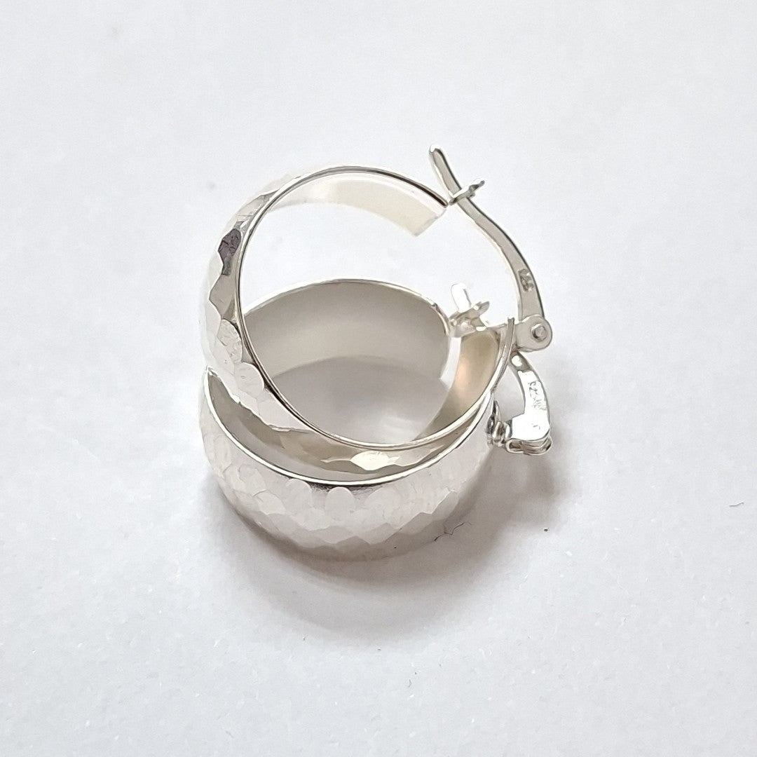 ARETES ARRACADAS FACETADAS PLATA .925 2.9 GR (NUEVO)