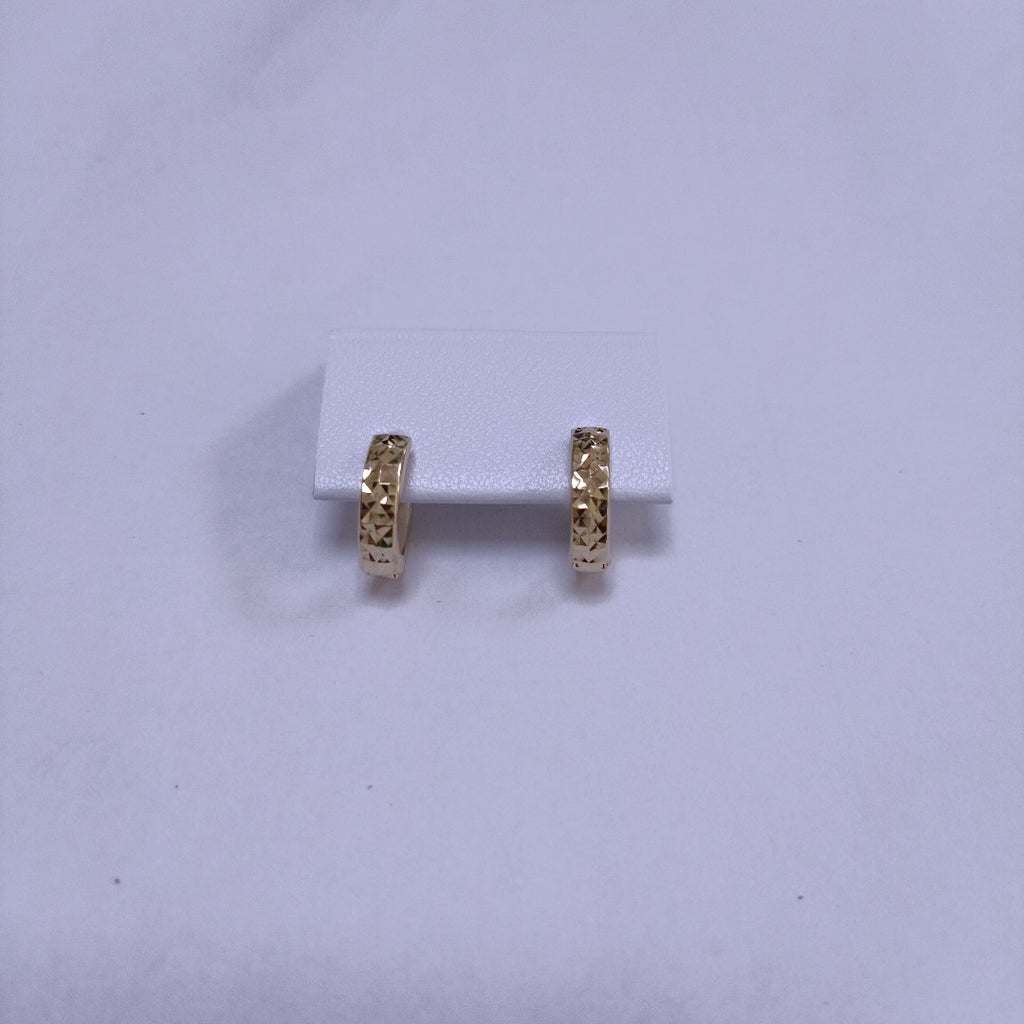 HUGGIES ORO 14K 1.1 (NUEVO)