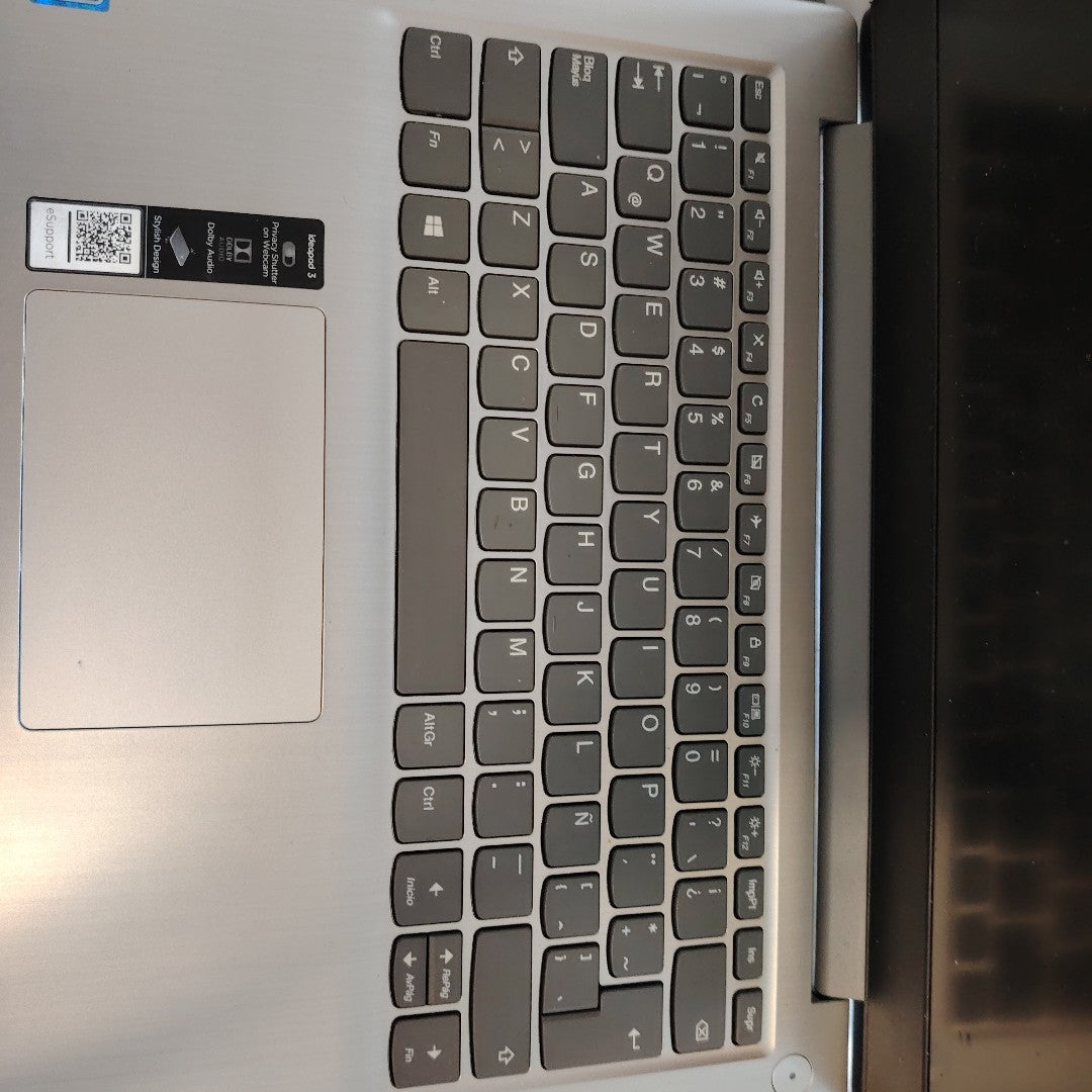 LAPTOP LENOVO IDEAPAD 3 14IGL05 (2022) 1 TB 8 GB RAM (SEMINUEVO)