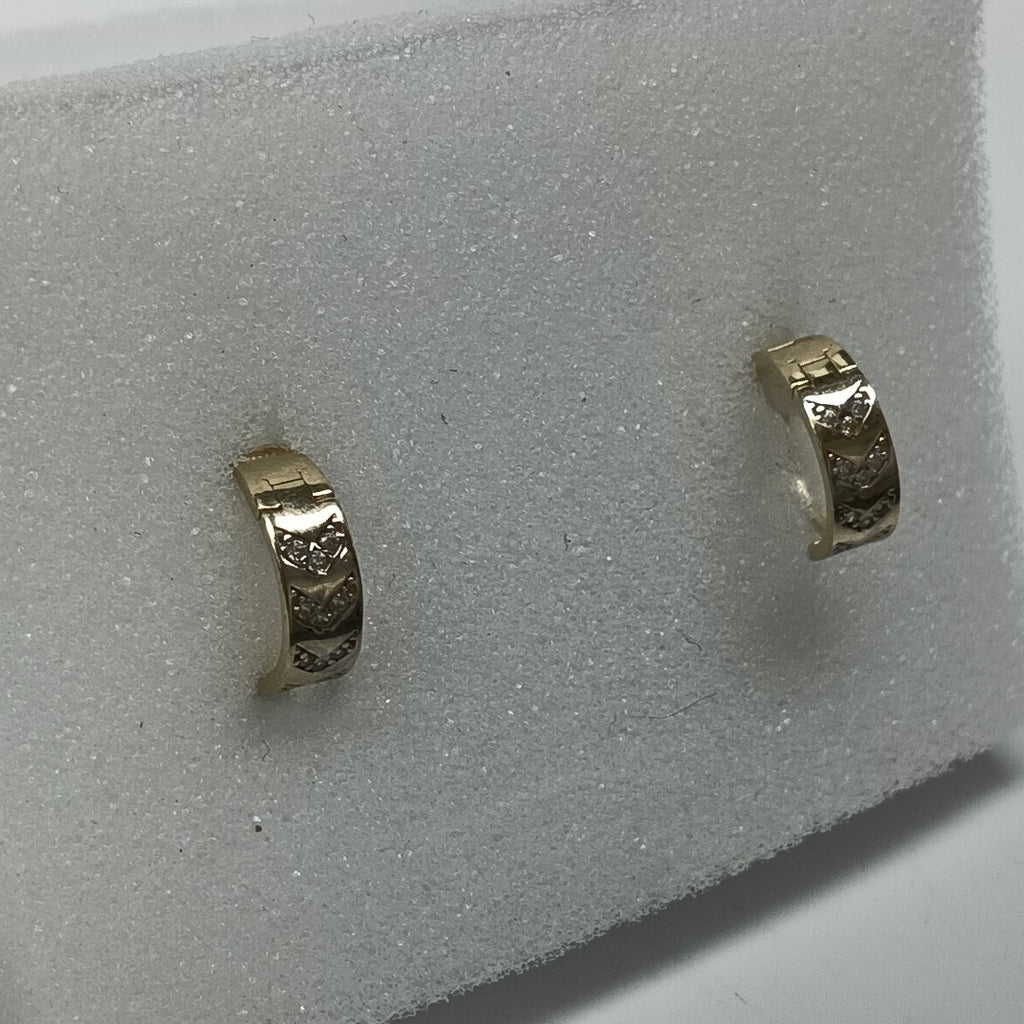 HUGGIES ORO 14K 2.5 (NUEVO)