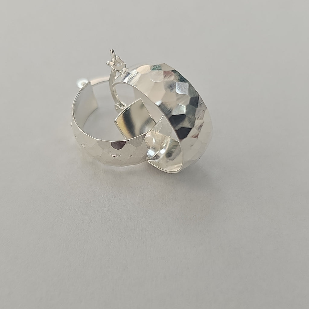 ARETES ARRACADAS FACETADAS PLATA .925 2.8 GR (NUEVO)