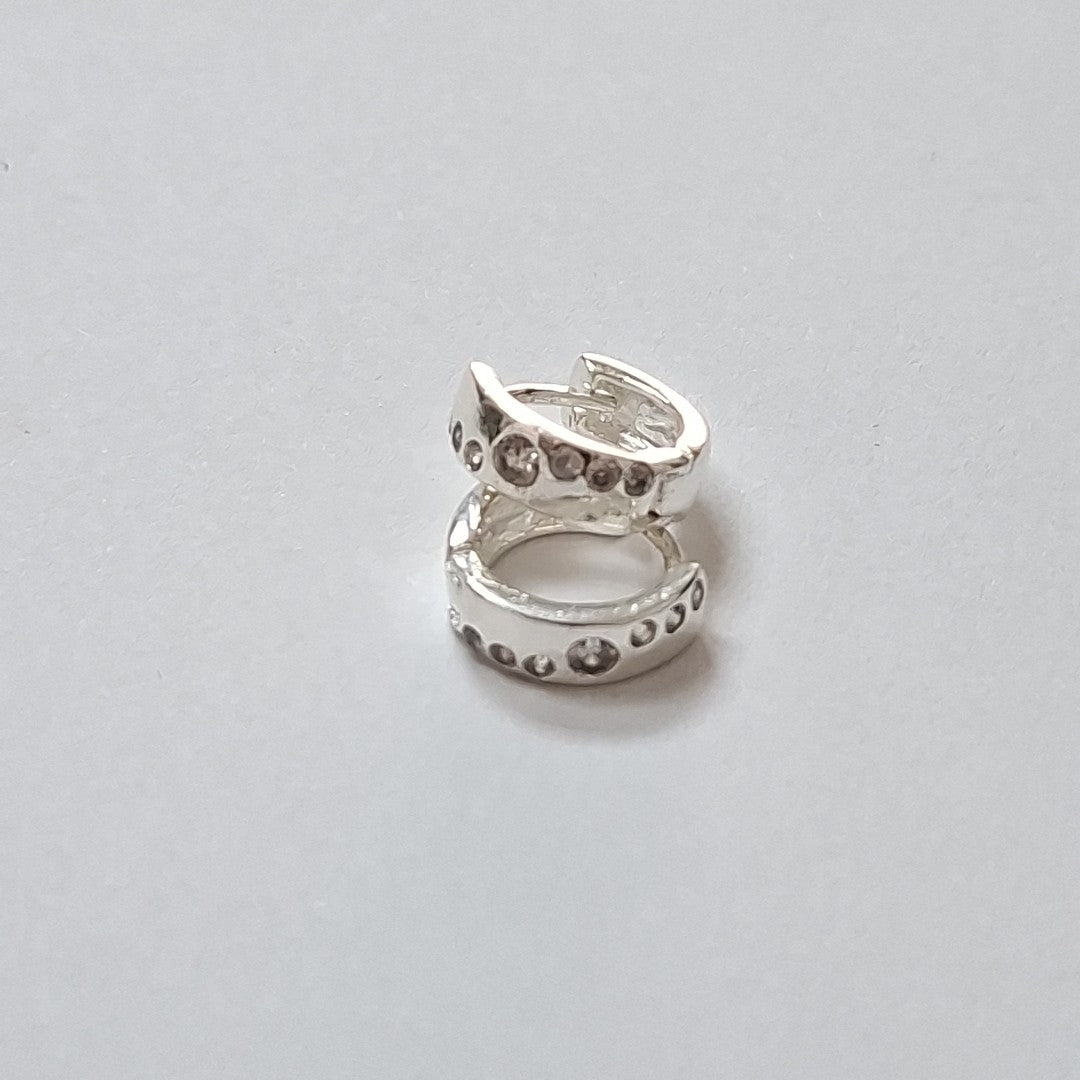 ARRACADAS C/CIRCONIAS PLATA .925 2.4 GR (NUEVO)