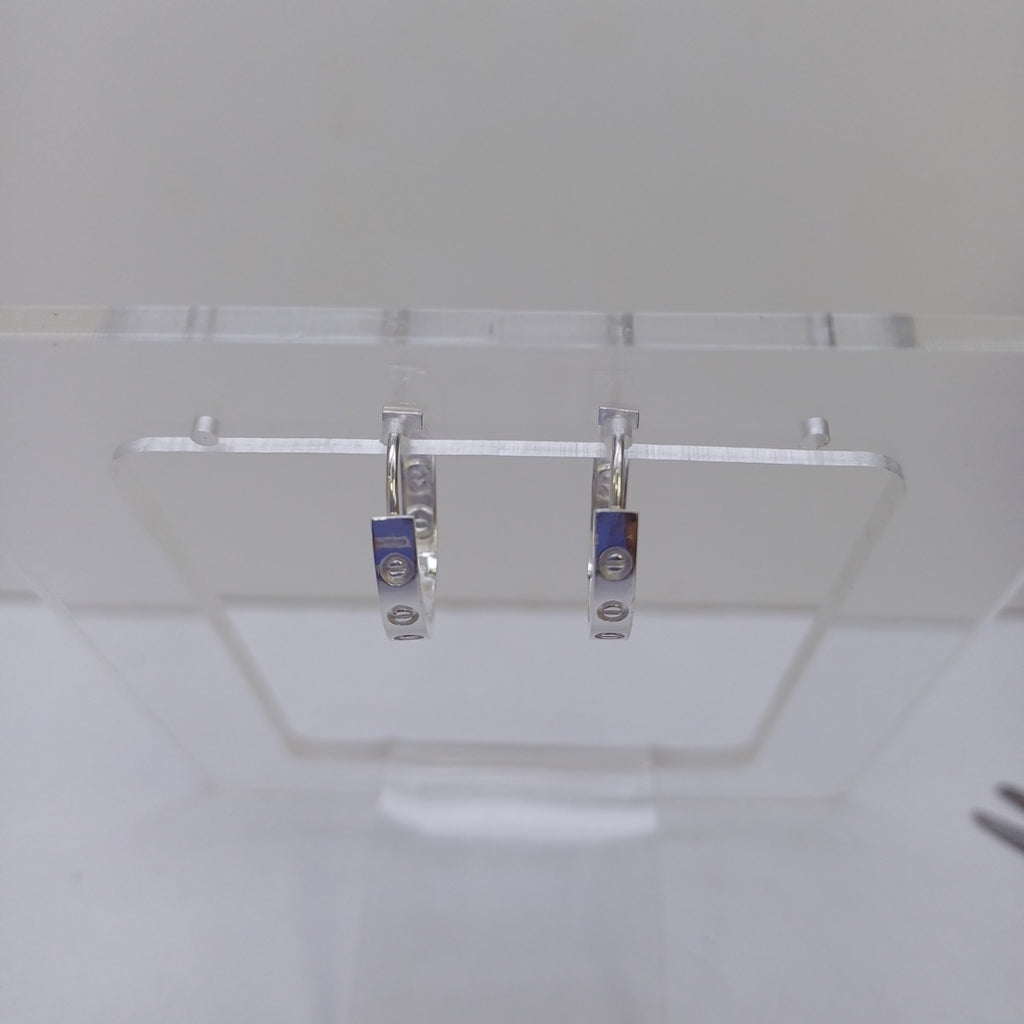 ARETES ARRACADAS FIG TORNILLOS PLATA .925 2.63 GR (NUEVO)