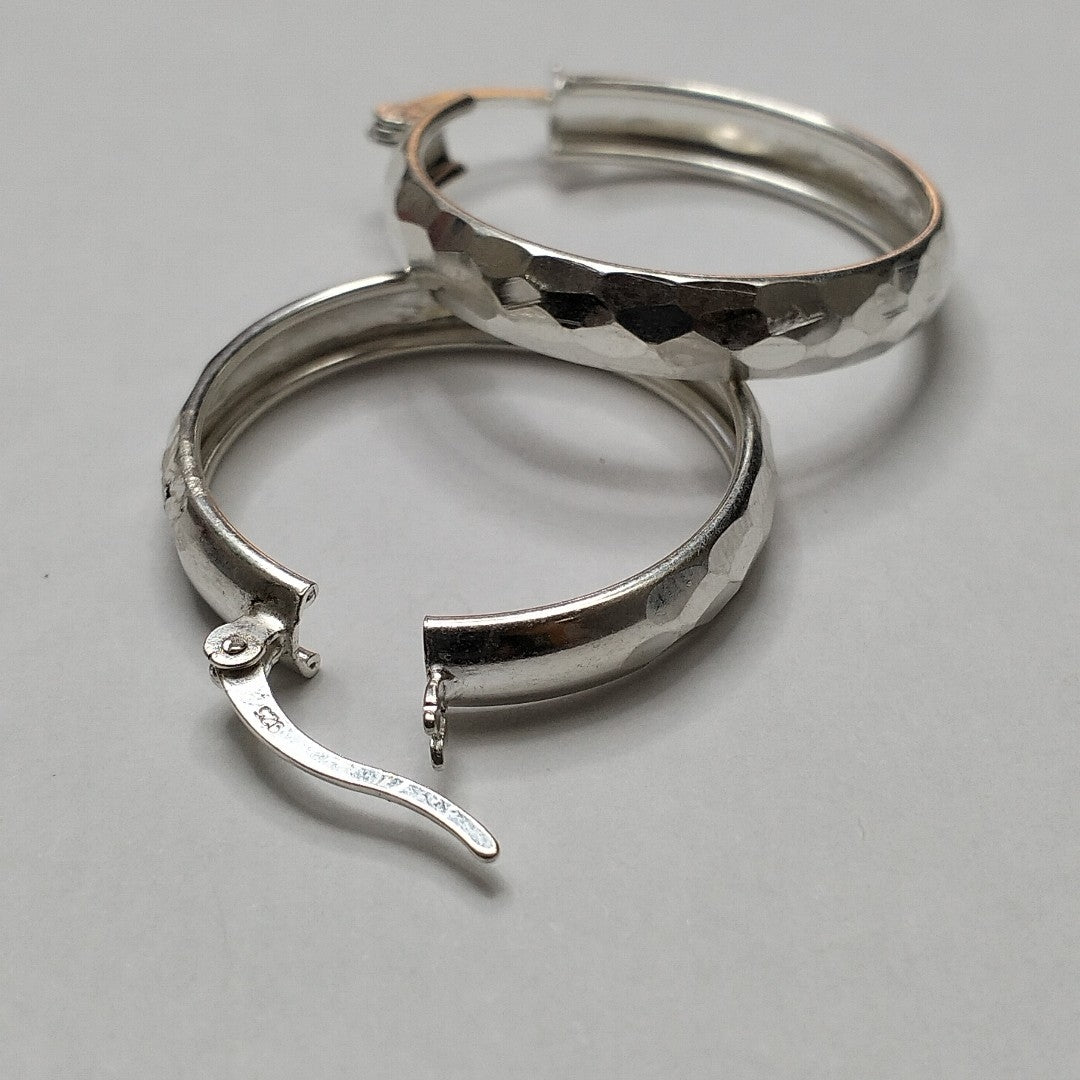 ARETES ARRACADAS FACETADAS PLATA .925 2.6 GR (NUEVO)