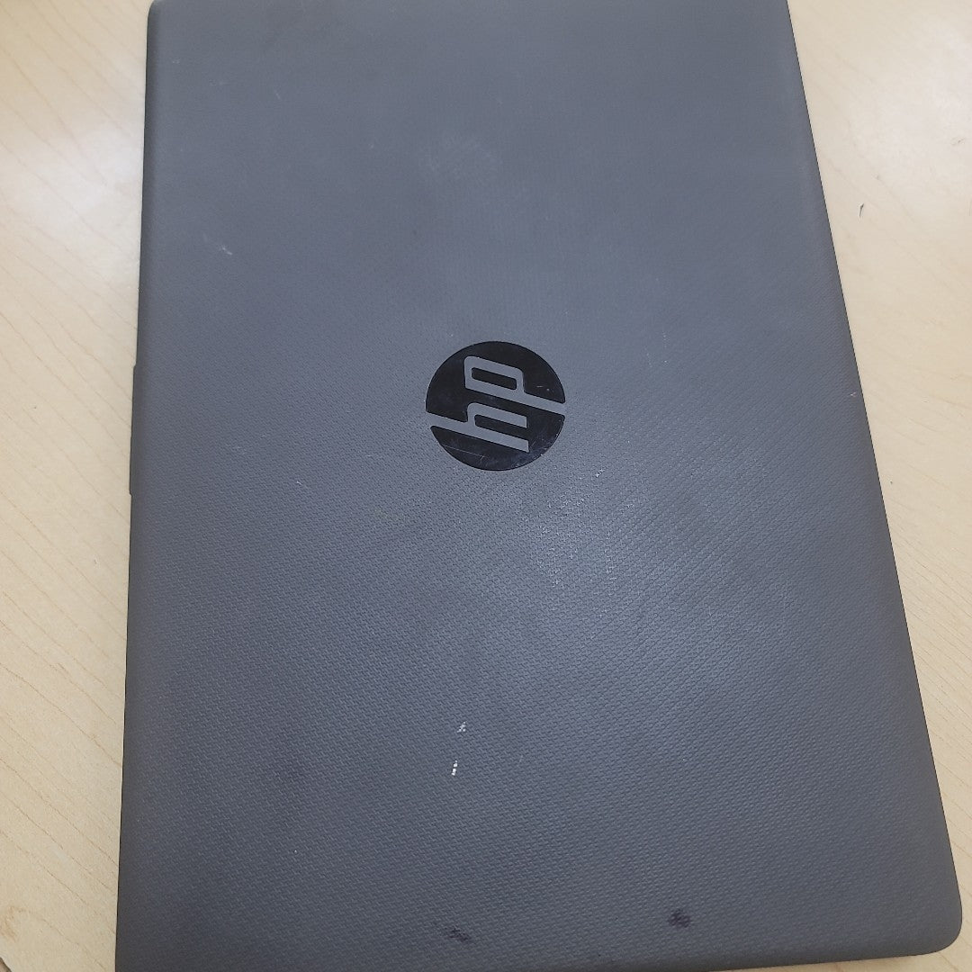 LAPTOP HP 245 G9 (2024) 256 GB SSD 8 GB RAM (SEMINUEVO)