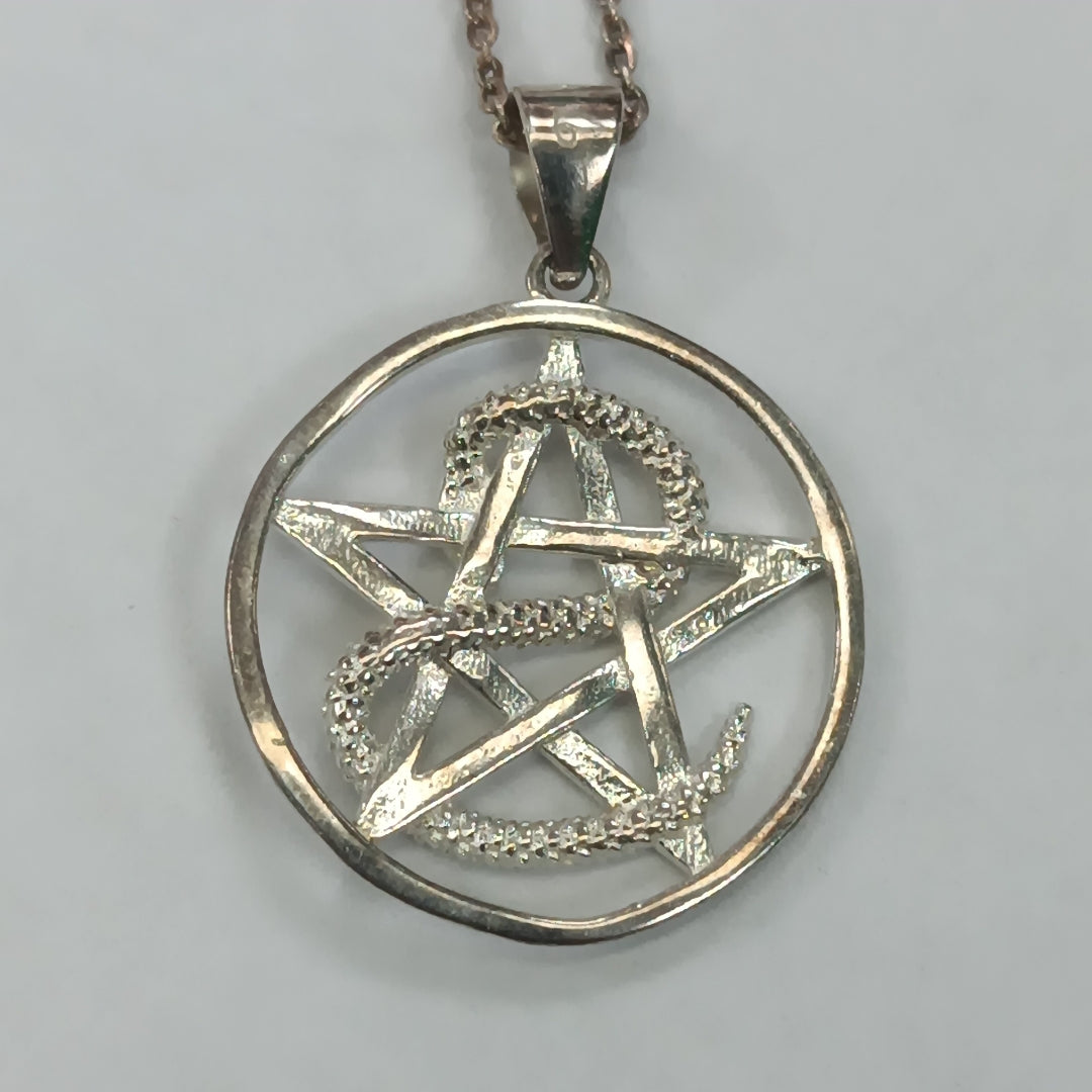 CADENA, DIJE PLATA 3.3 GRMS (SEMINUEVO)