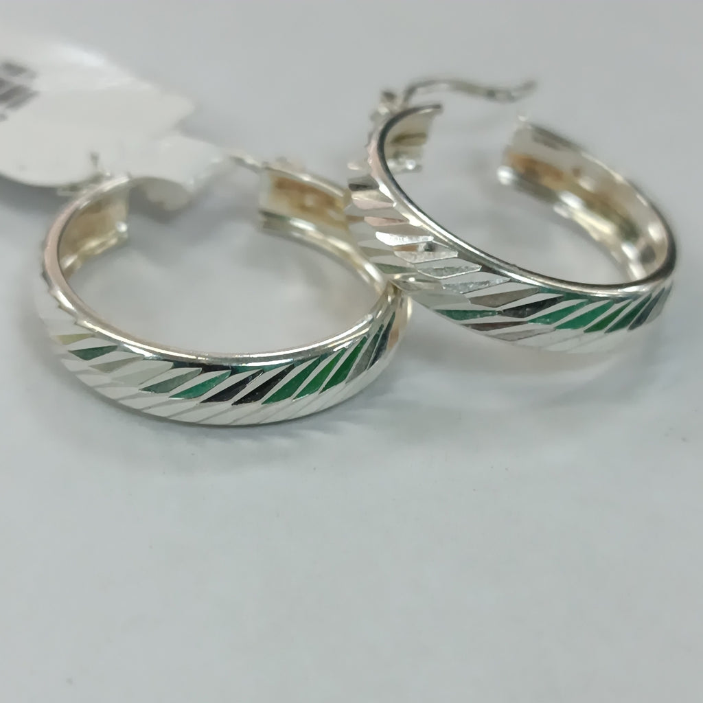 PAR ARRACADAS FACETADAS PLATA .925 2.3 GR (NUEVO)
