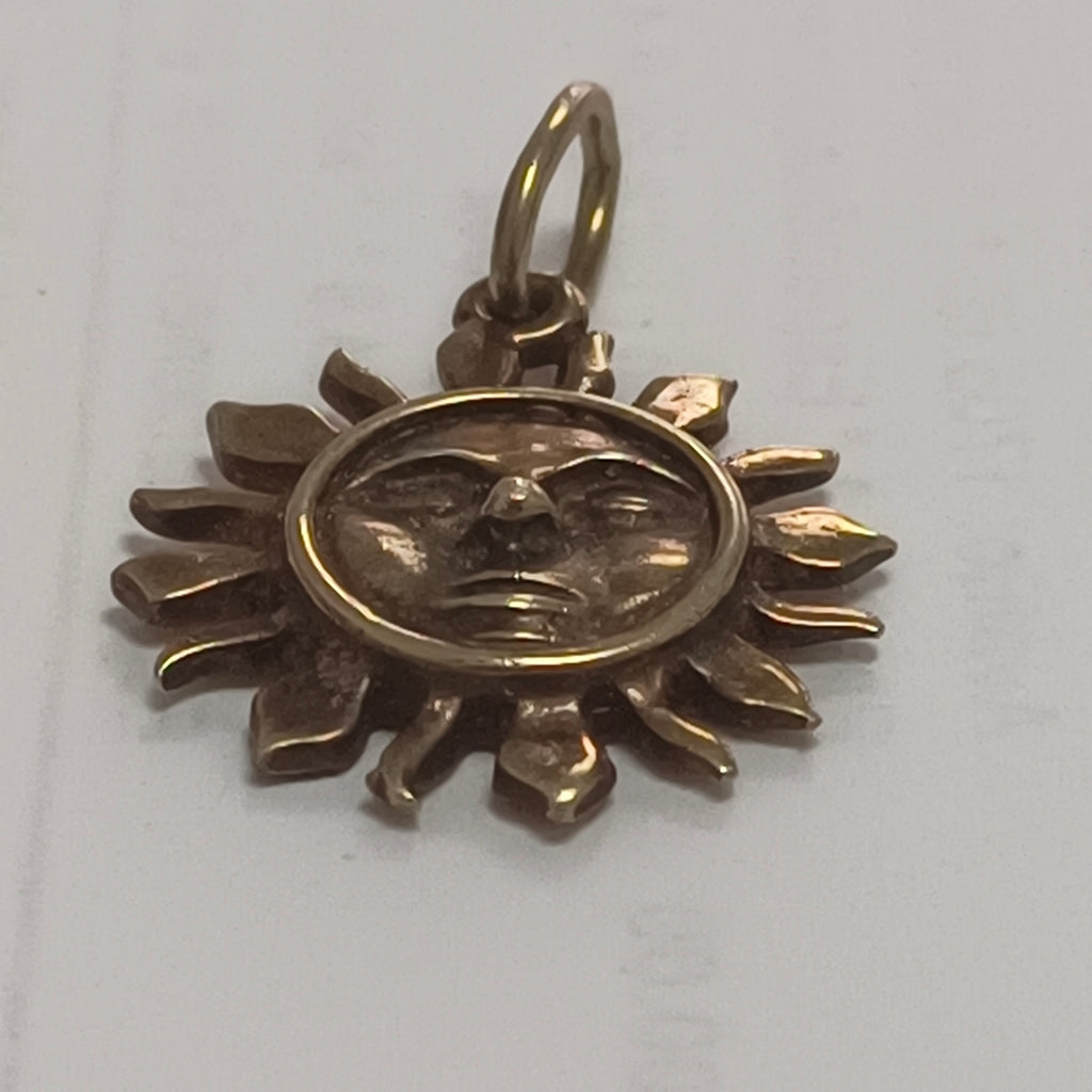 DIJE ORO 14 K 3.4 GRMS (SEMINUEVO)