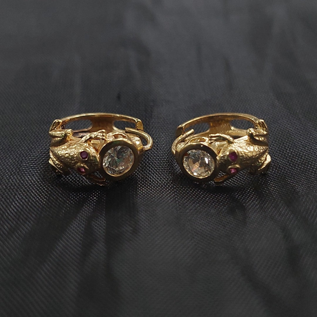 ARRACADAS PAR ORO 14 K 3.1 GRMS (SEMINUEVO)