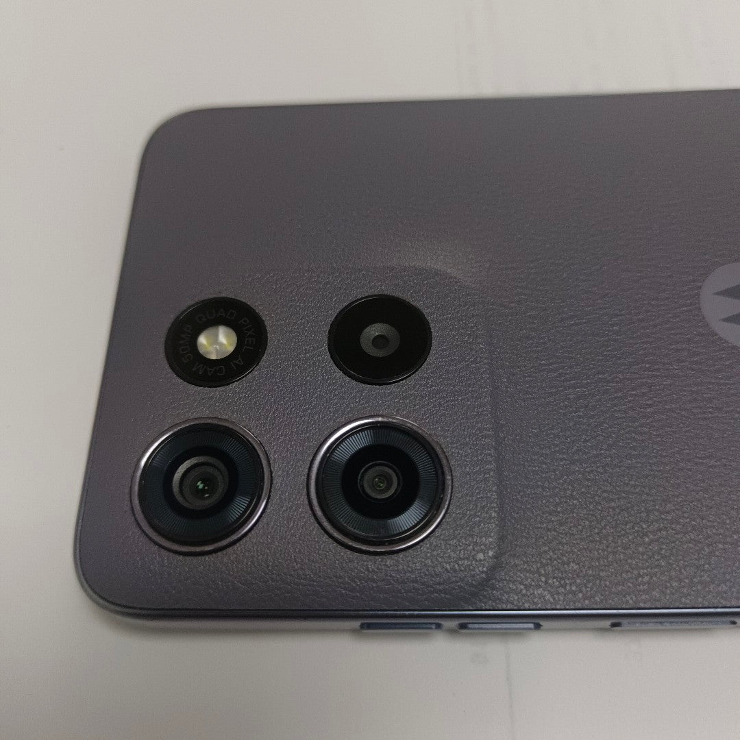 CELULAR MOTOROLA MOTO G15 XT2521-2 (2025) 256 GB 4 GB RAM (SEMINUEVO)