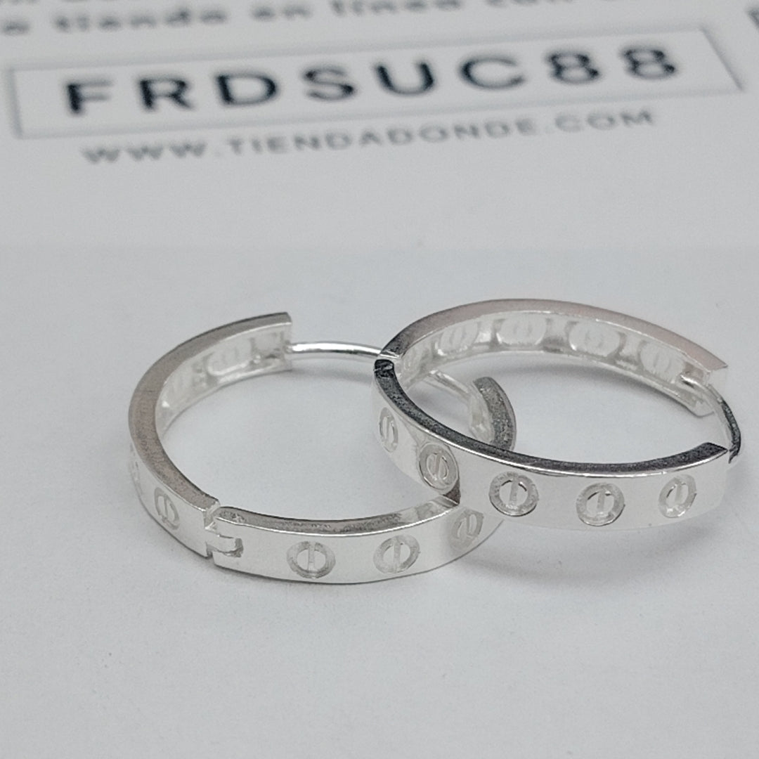 ARETES ARRACADAS FIG TORNILLOS PLATA .925 2.63 GR (NUEVO)