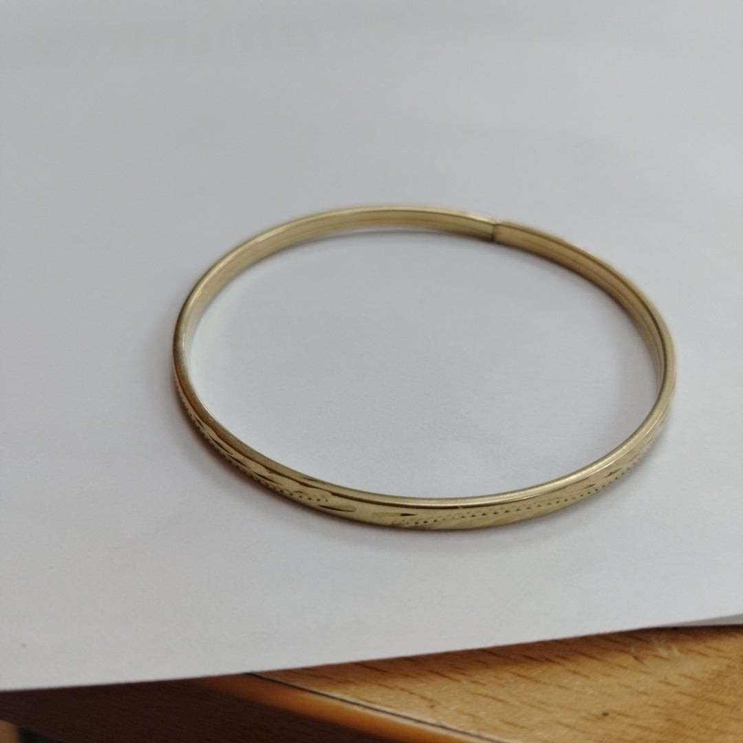 PULSERA RIGIDA ORO 10 K 4.9 GRMS (SEMINUEVO)