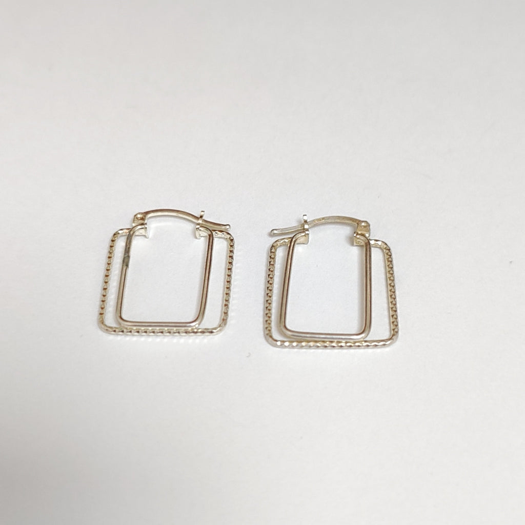 ARRACADAS PAR PLATA 2,30 GRMS (SEMINUEVO)
