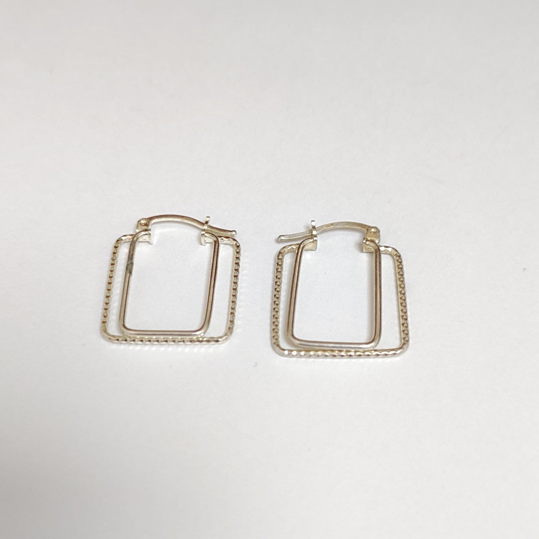ARRACADAS PAR PLATA 2,30 GRMS (SEMINUEVO)